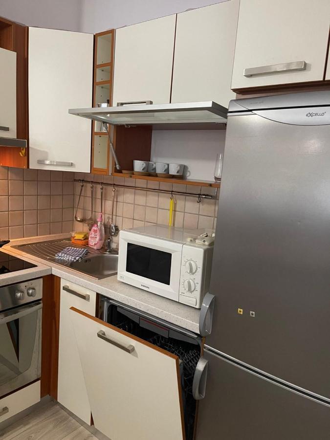 Apartments Lovro Lovran Bagian luar foto
