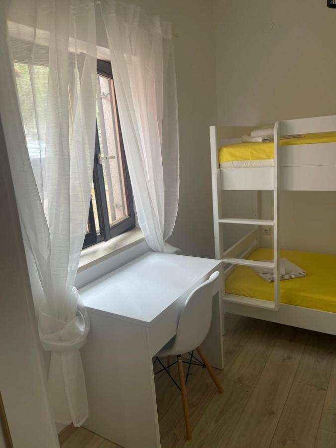 Apartments Lovro Lovran Bagian luar foto
